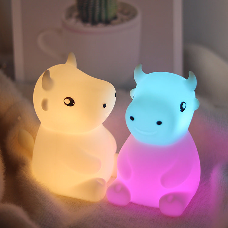 SMOORITA Night Light for Kids, Cute Night Lamp Bedroom Cow Nightlight for Baby Girl Boy Teem, Battery Powered Silicone Animal Night Lamp Christmas Birthday Gifts