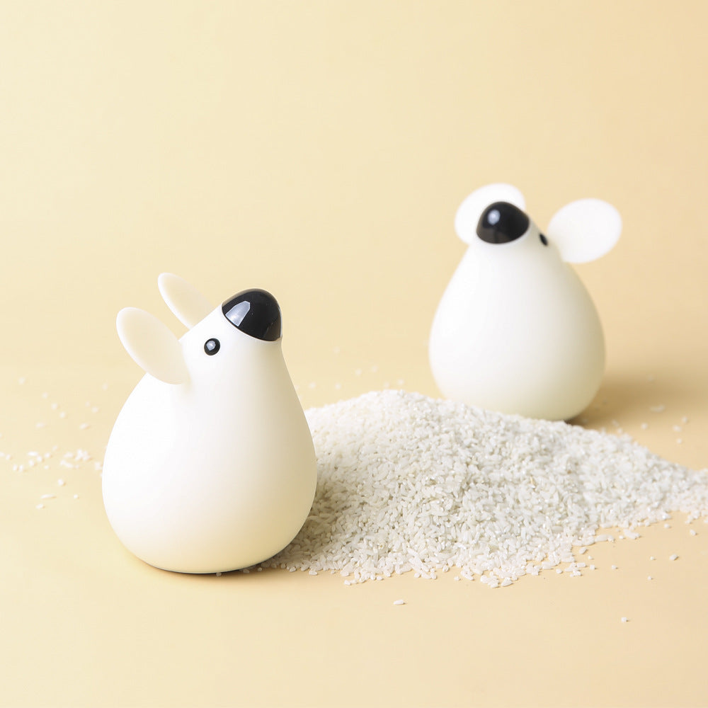 Creative night light for waking up and feeding milk, a magic tool for waking up and feeding milk, an emotional and cute creative little night light, a soft light eye-protecting sleep light