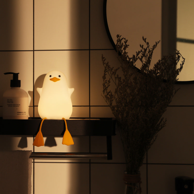 LED Silicone Duck Night Light Cute Light Up Dimmable Nursery Nightlight Rechargeable Bedside Touch Lamp for Breastfeeding
