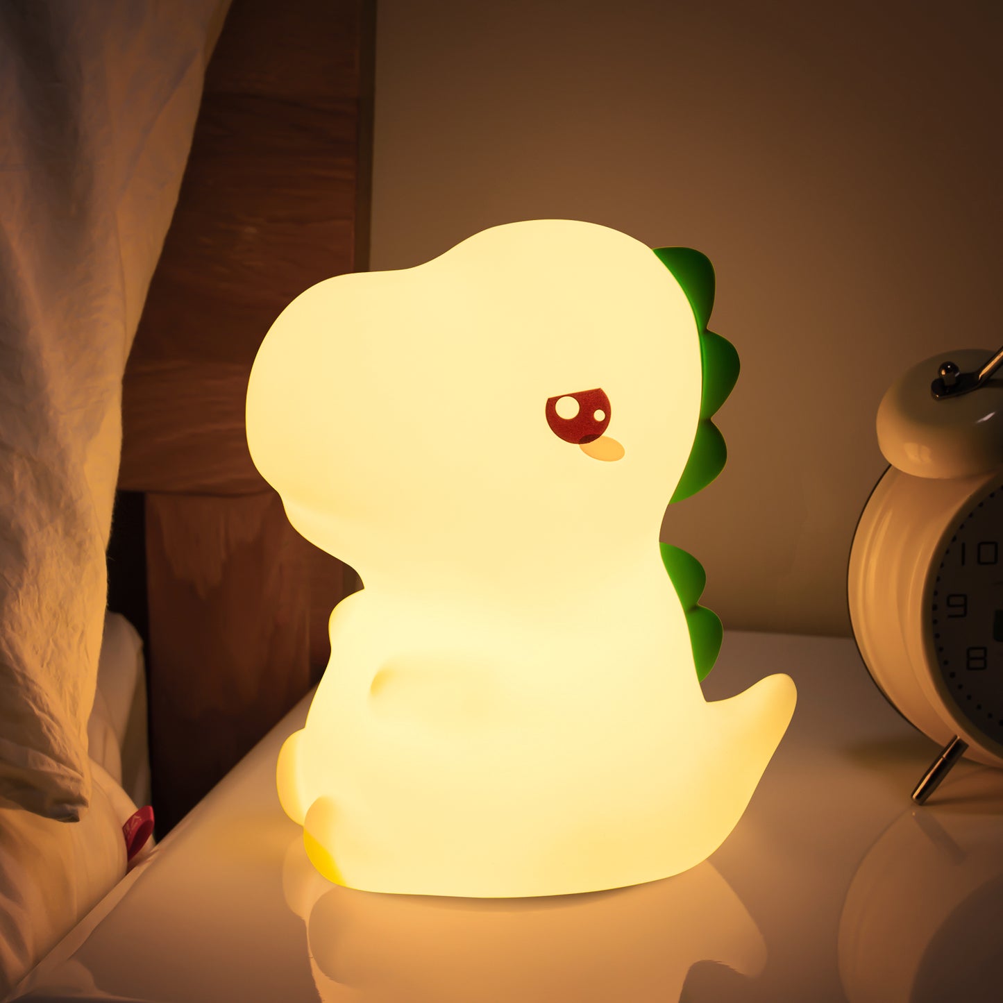 Night Light for Kids Cute Silicone Nursery Pear Lamp for Baby and Toddler Fruit NightLight for Boys and Girls Squishy Night Lamp for Bedroom Kawaii Bedside Lamp for Kids Room (Pear)